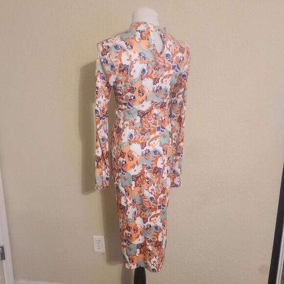 NWOT Mock Neck Paisley Print Crop Top & Skirt Set - Picture 7 of 7